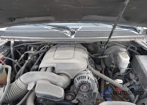 2014 Chevrolet Suburban 1500 Lt from USA, damaged, VIN 1GNSKJE73ER117841